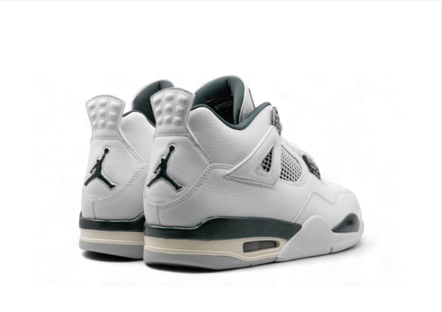 Jordan 4s